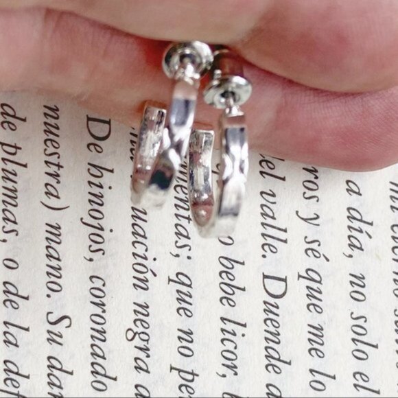 Alquimia Silver Hoop Earrings - Picture 2 of 2